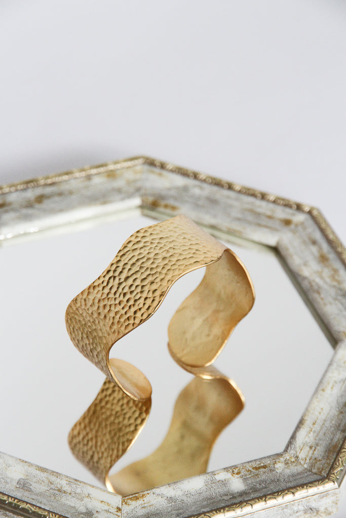 24K Gold Plated Bangle【Wave】by Aakar