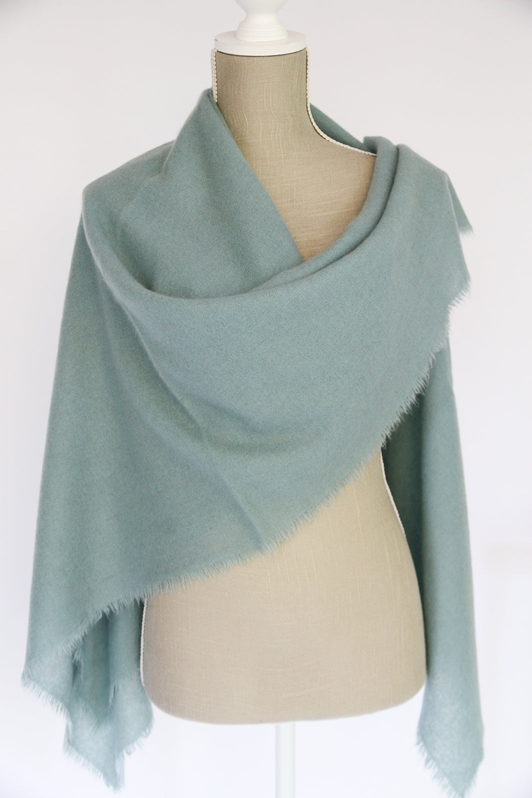 100% Mongolian Cashmere Shawl, Sage blue, 130×130cm