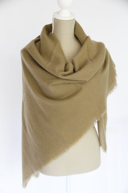100% Mongolian Cashmere Shawl, Olive khaki, 130×130cm
