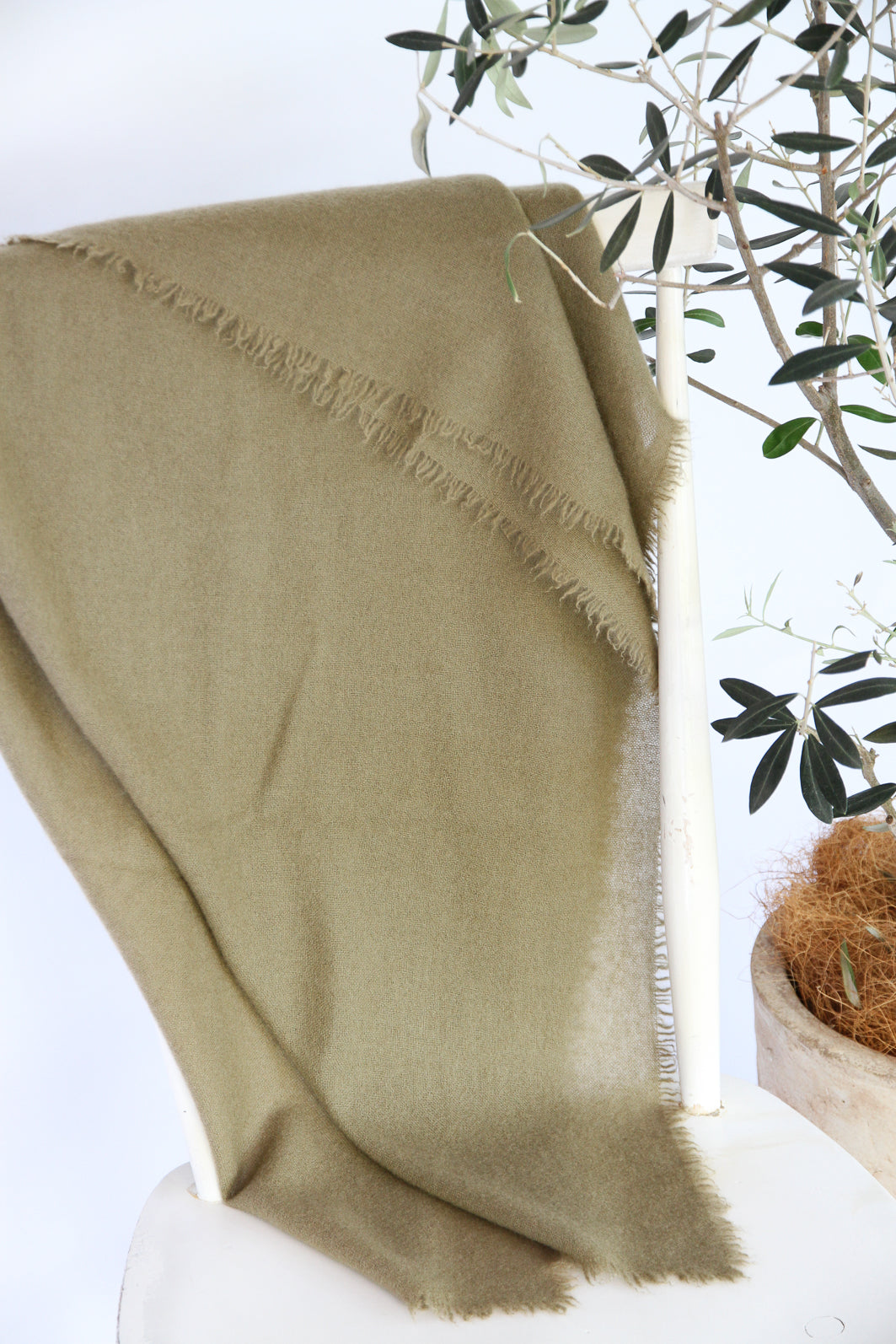 100% Mongolian Cashmere Shawl, Olive khaki, 130×130cm