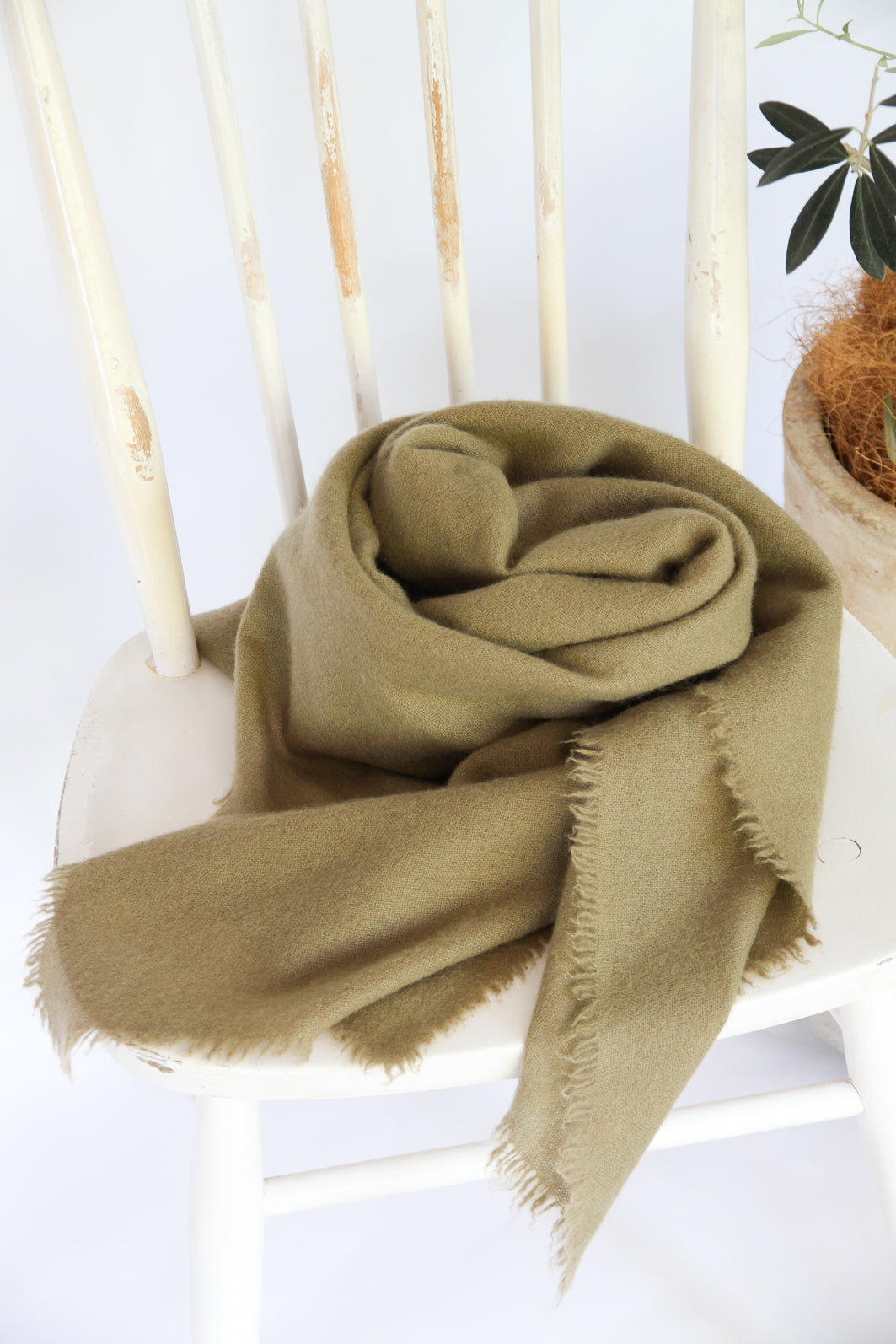 100% Mongolian Cashmere Shawl, Olive khaki, 130×130cm