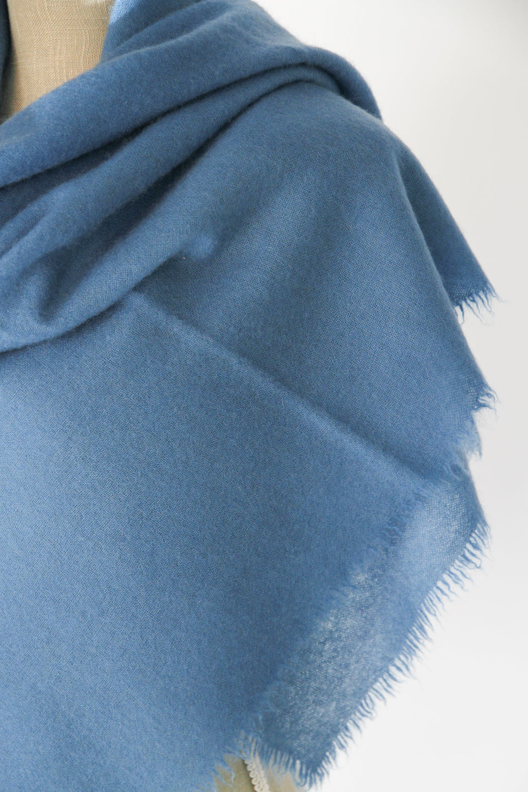 100% Mongolian Cashmere Shawl, Blue, 130×130cm