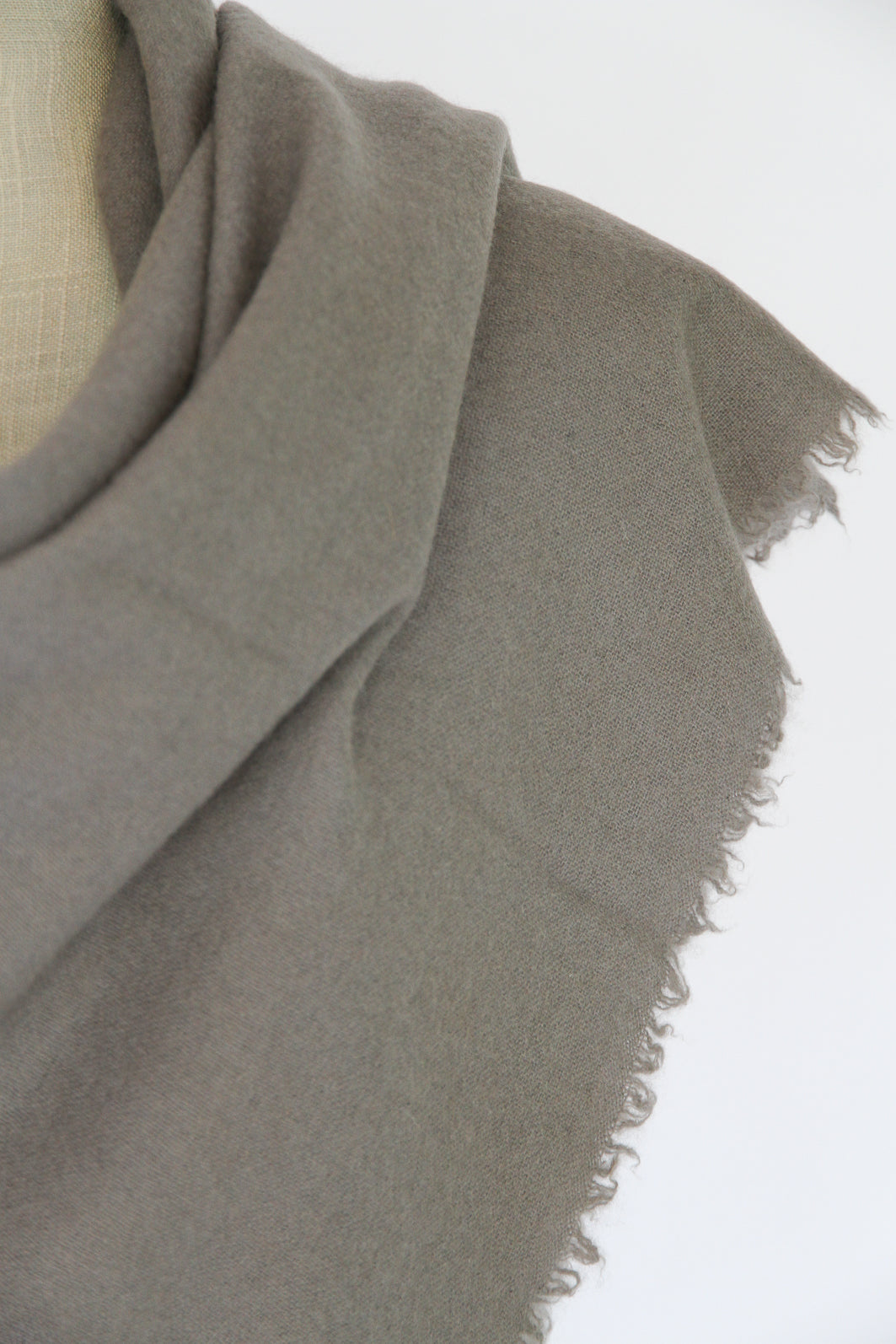 100% Mongolian Cashmere Shawl, Mocha gray, 130×130cm