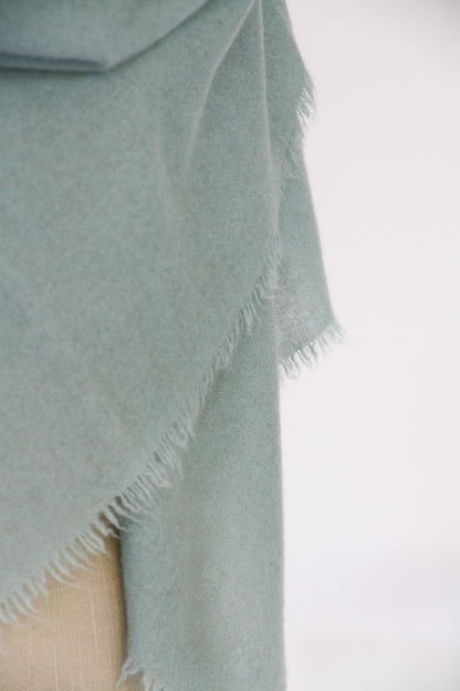 100% Mongolian Cashmere Shawl, Pale mint, 130×130cm