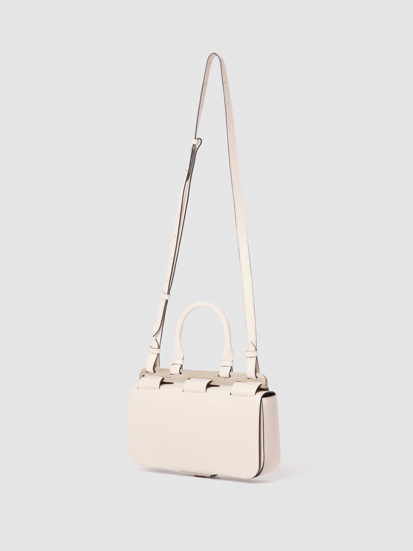 10.03.53 CONCRETE BAGUETTE / OFF-WHITE  28×16×6cm