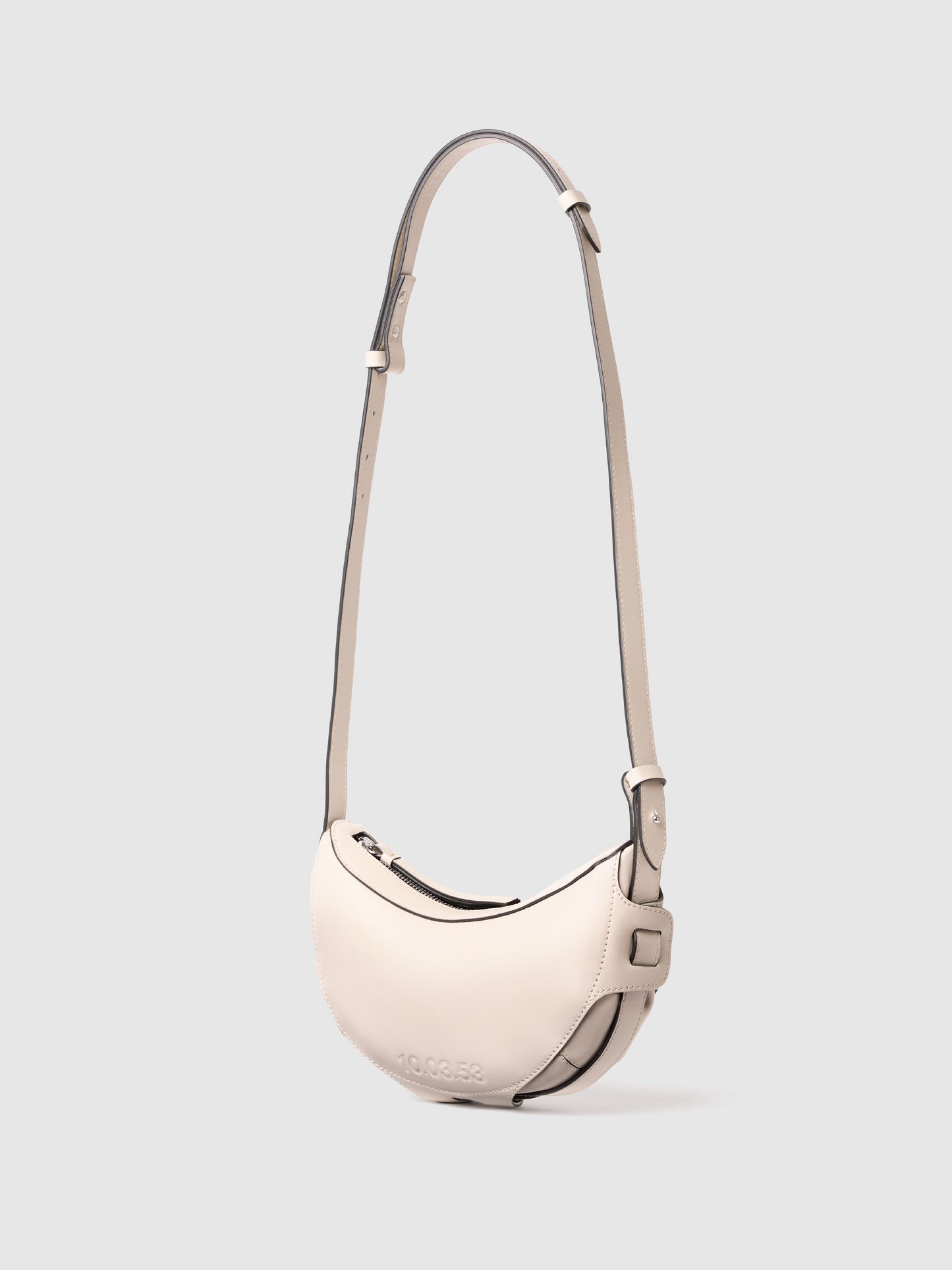 10.03.53 HALF-MOON / OFF-WHITE 26×13×11cm