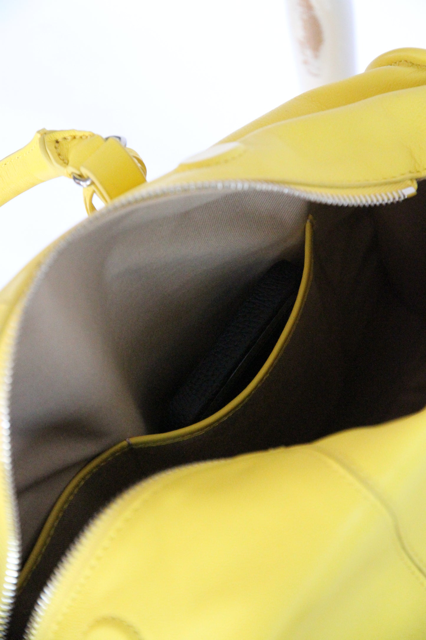 10.03.53 BLVD BAG / MIMOSA  50×40×10cm