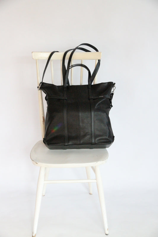 10.03.53 TOTE SOFT / BLACK  50×40×10cm