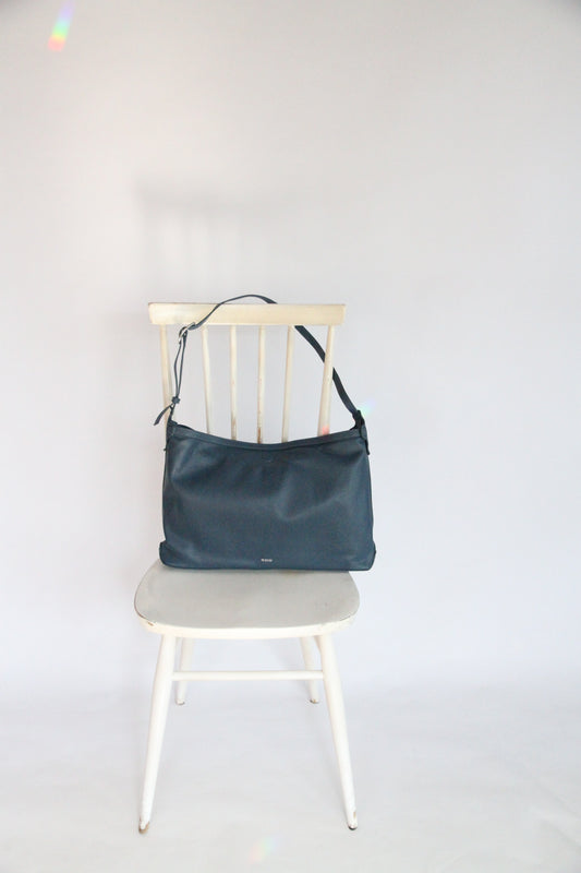 10.03.53 HOBO SOFT / BLUE 48×28×6.5cm