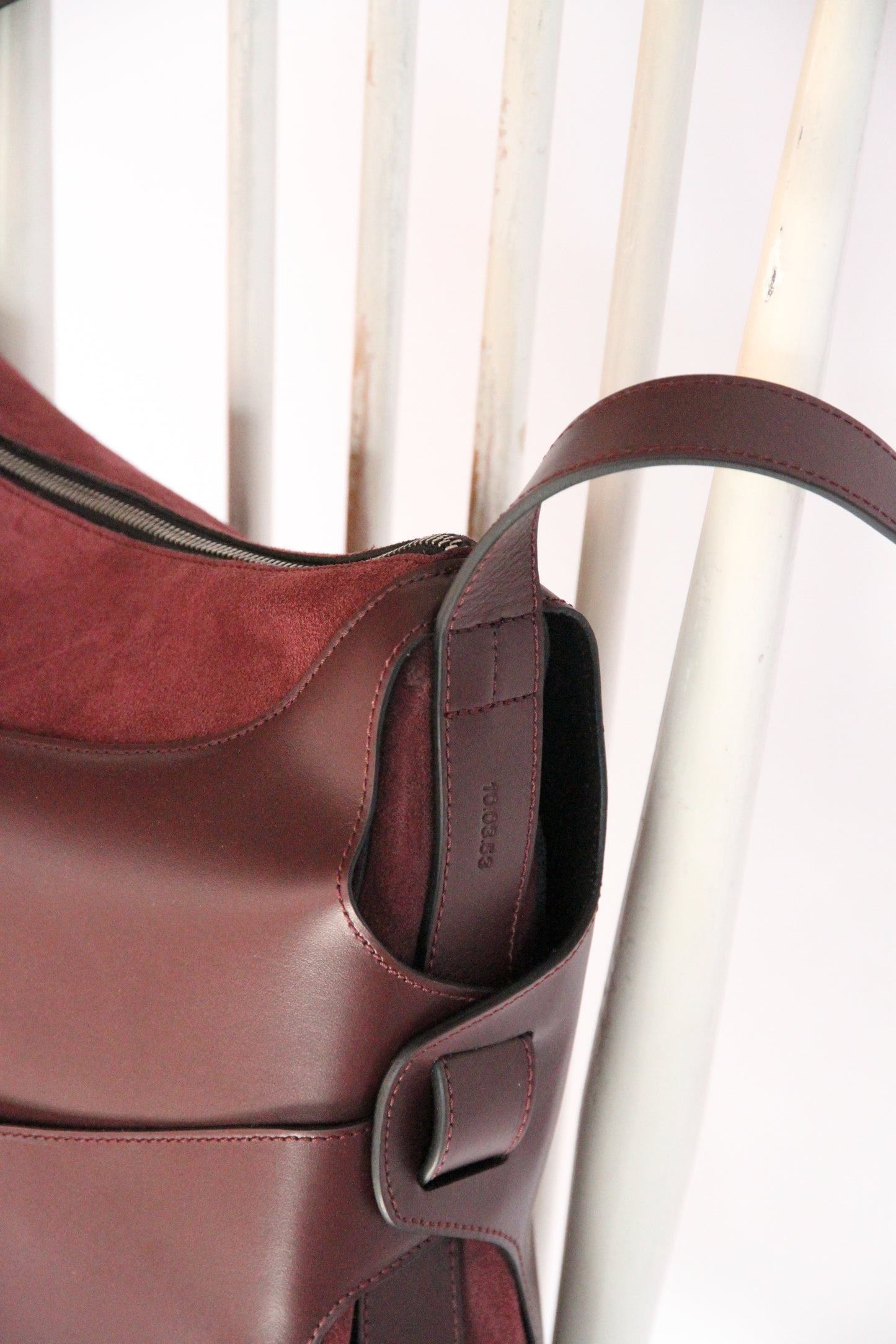10.03.53 SADDLEBAG / BURGUNDY  42×34×16cm