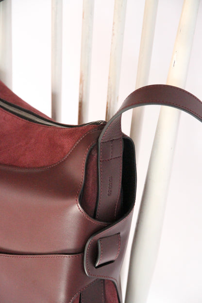 10.03.53 SADDLEBAG / BURGUNDY  42×34×16cm