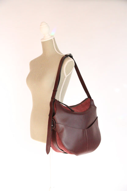 10.03.53 SADDLEBAG / BURGUNDY  42×34×16cm