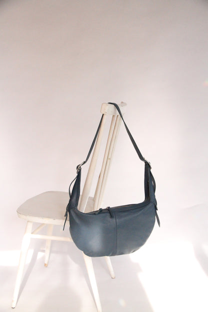 10.03.53 JELLYFISH / BLUE  48×28×6.5cm