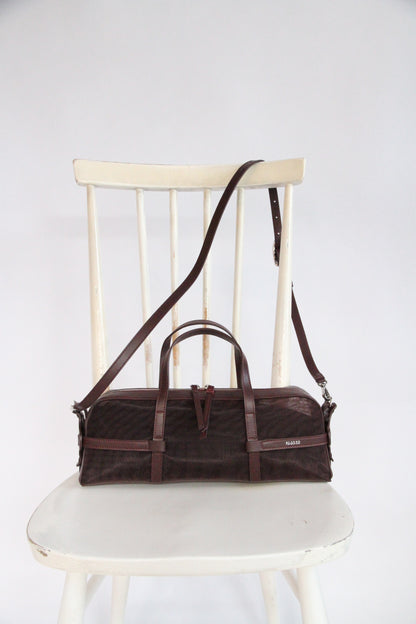 10.03.53 BAGUETTE SOFT / SHADOW BURGUNDY  37×13×8cm