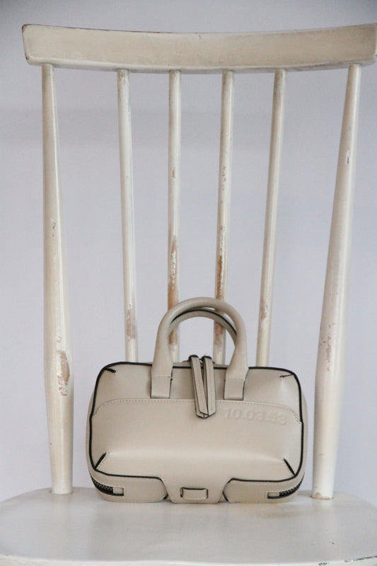 10.03.53 MINI BRIEF-CASE / OFF-WHITE  24×15×6cm