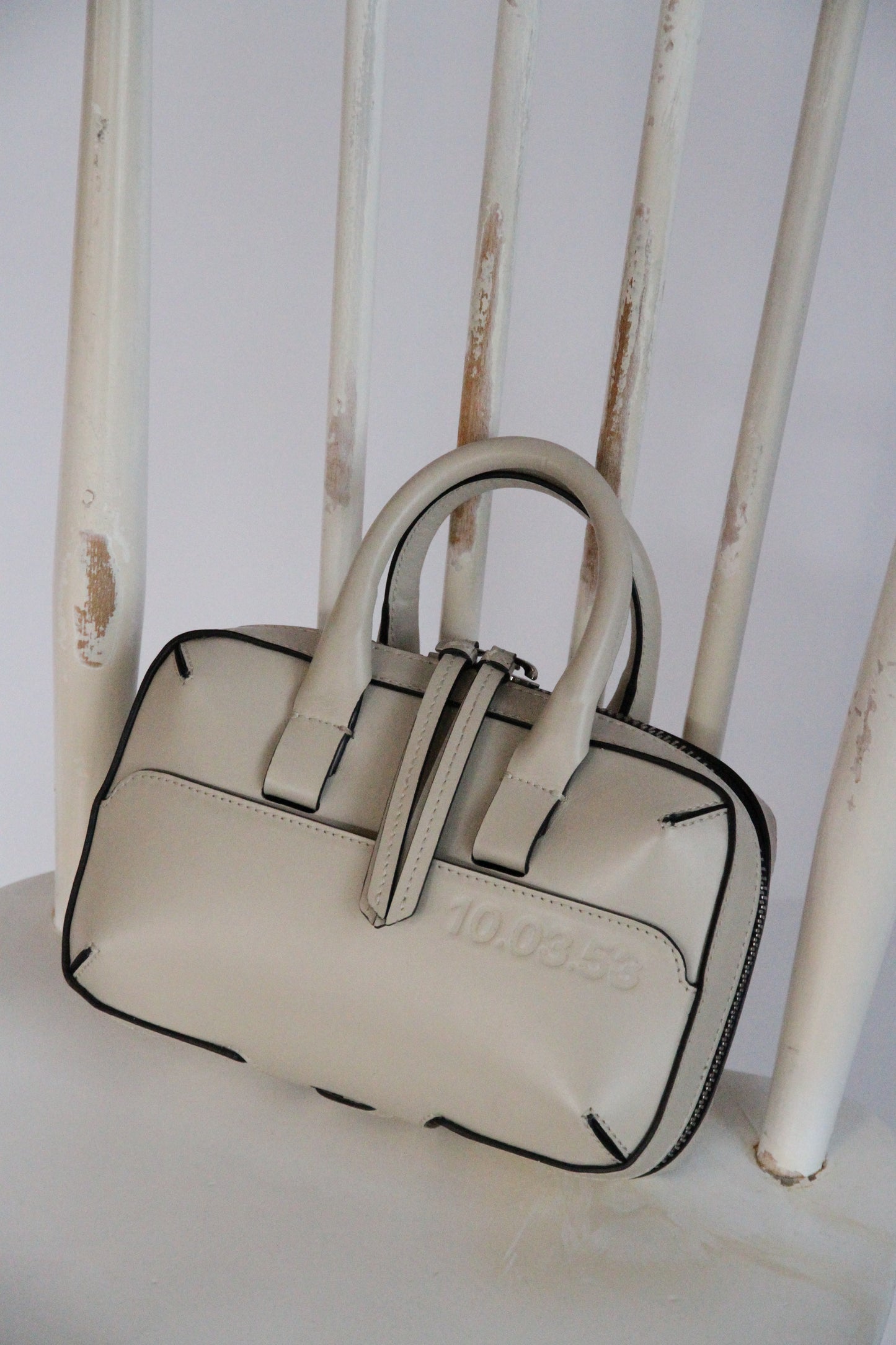 10.03.53 MINI BRIEF-CASE / OFF-WHITE  24×15×6cm
