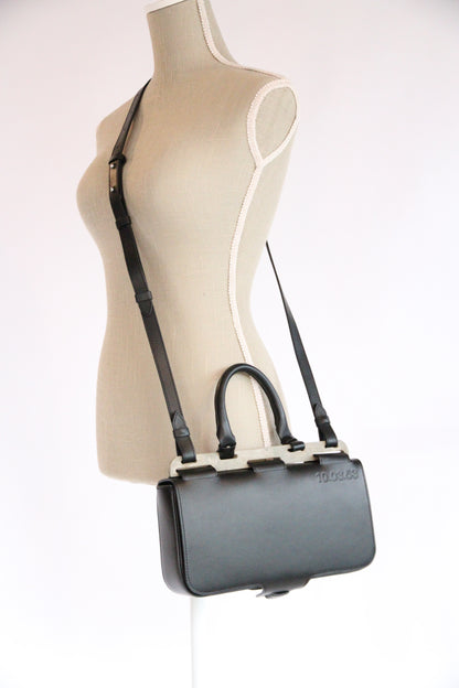 10.03.53 CONCRETE BAGUETTE / BLACK 28×16×6cm