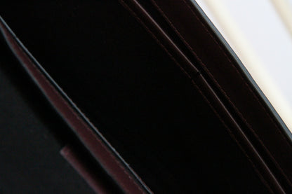 10.03.53 CONCRETE BAGUETTE / BORDEAUX 28×16×6cm
