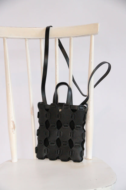 10.03.53 Small Braided Tote Black  21×20cm