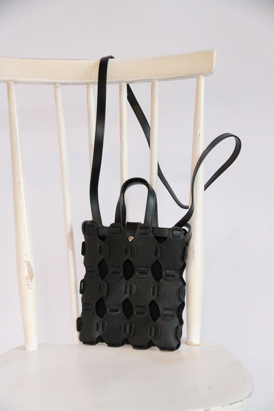 10.03.53 Small Braided Tote Black  21×20cm