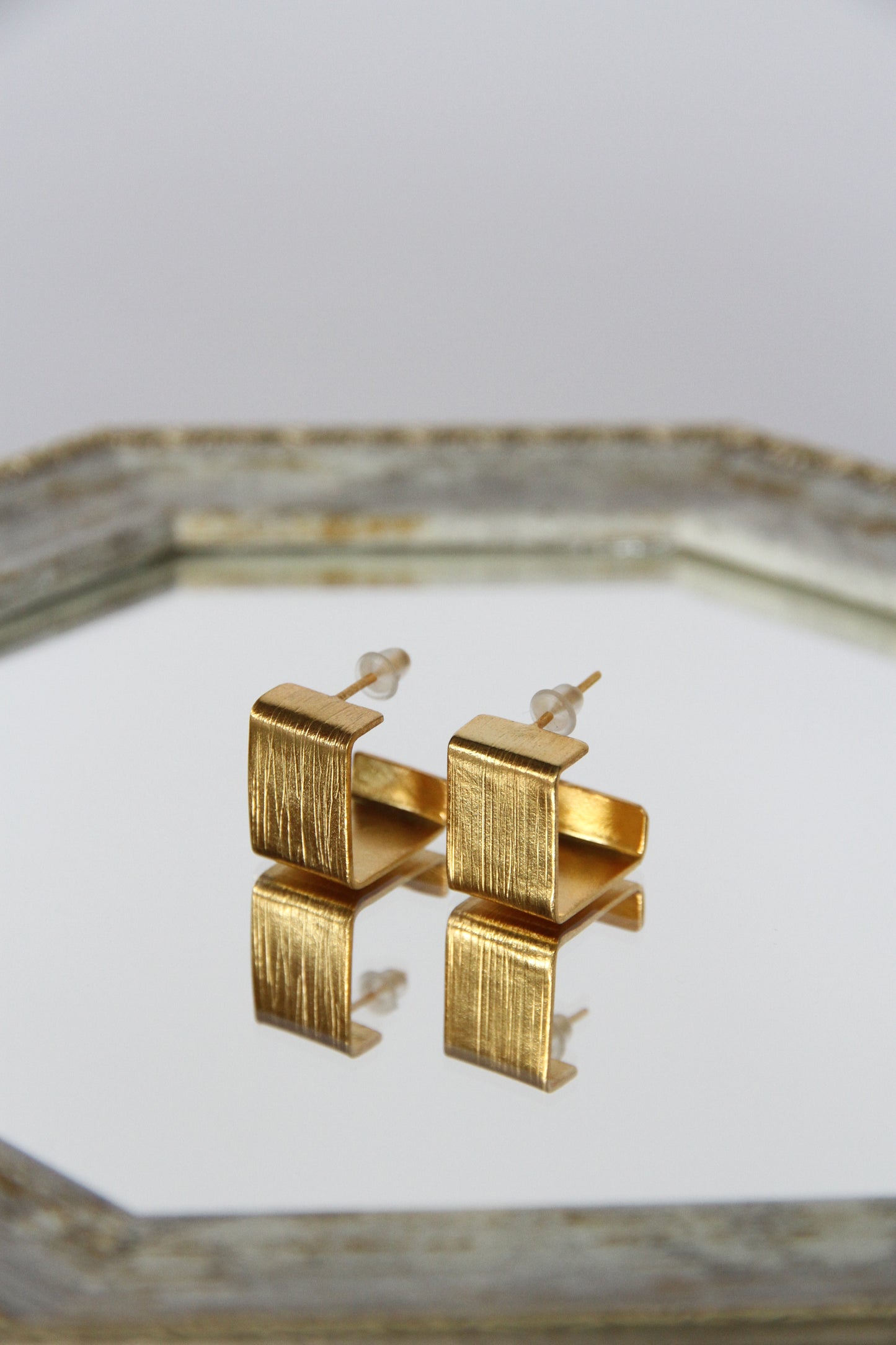 24K Gold Plated Pierce【Vertical】by Aakar