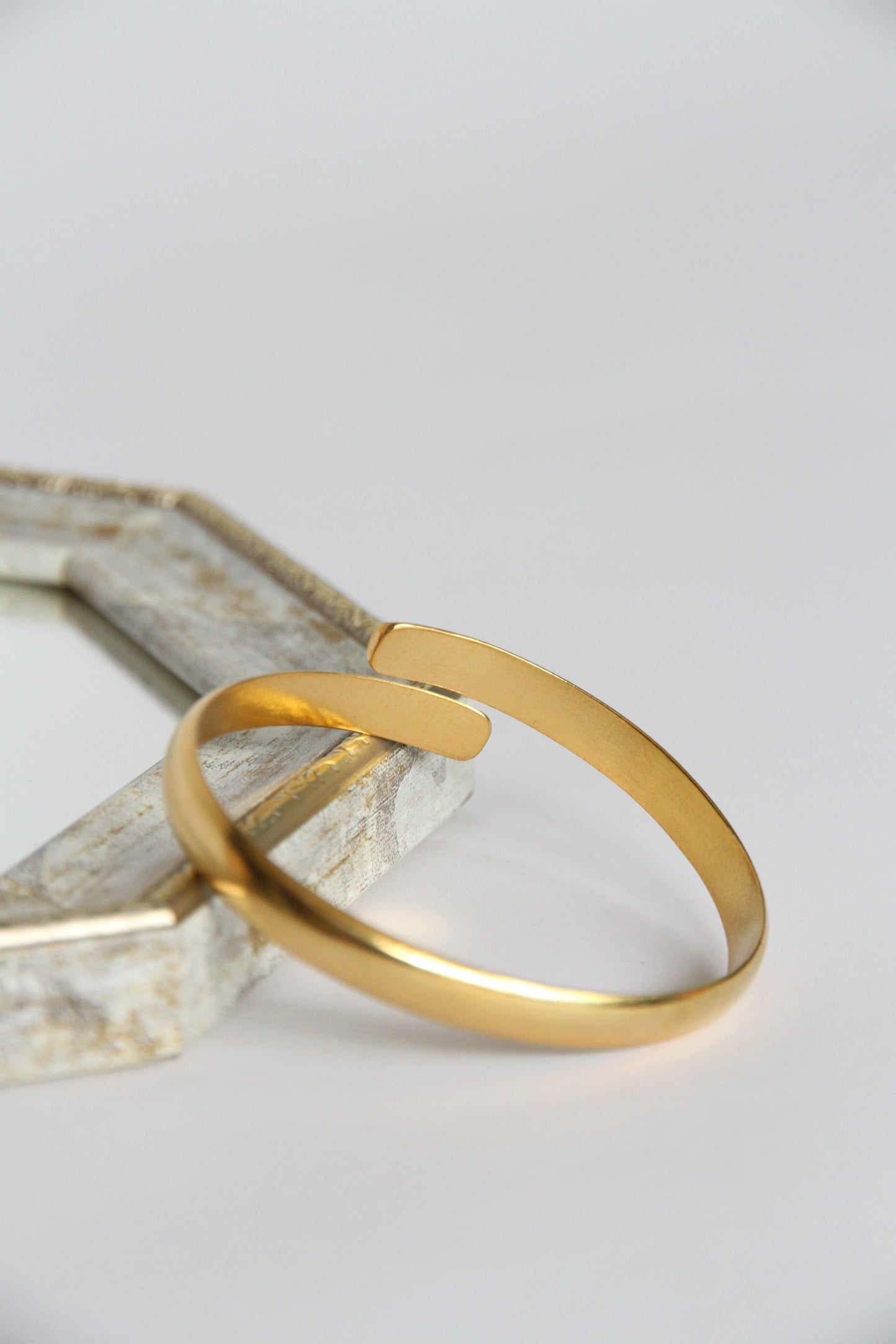 24K Gold Plated Bangle【Open】by Aakar