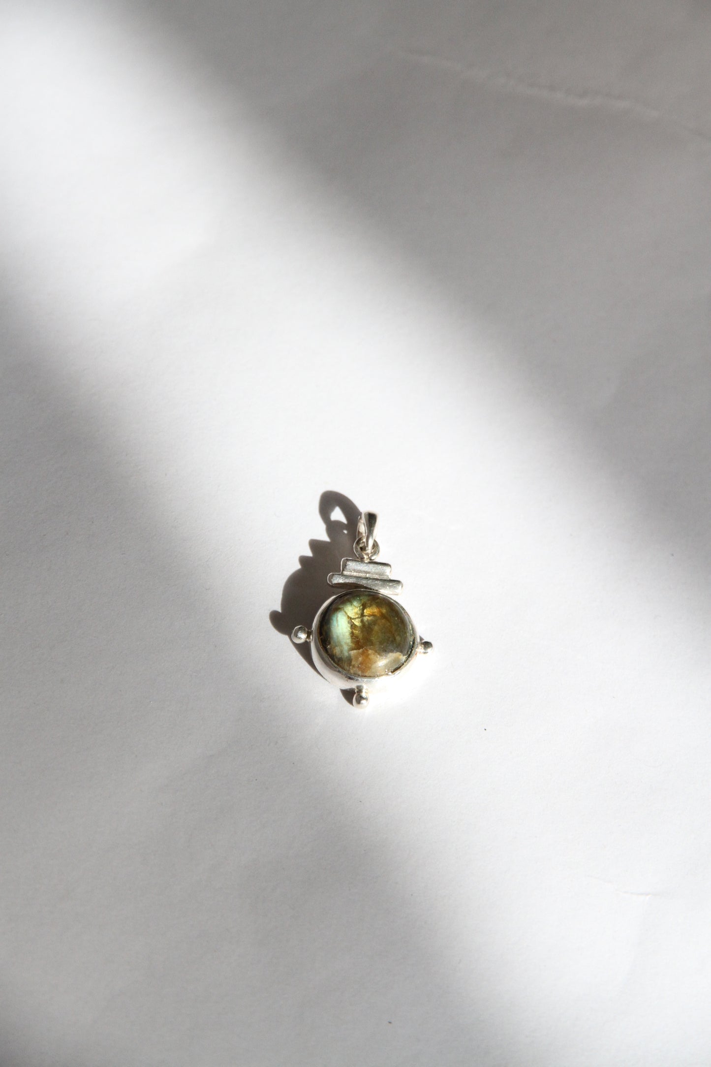 925 Silver Labradorite Pendant Top by Aakar