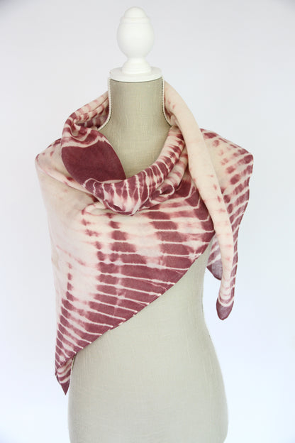 Plant-dyed cashmere-silk shawl / Purple