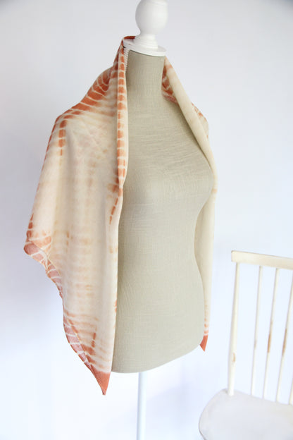 Plant-dyed cashmere-silk shawl / Orange