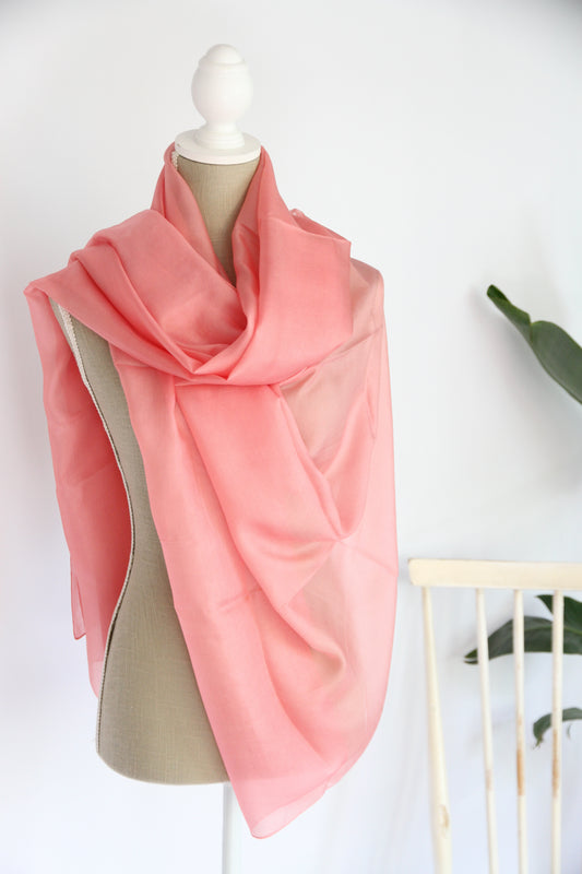 Plant-dyed silk shawl / Pink