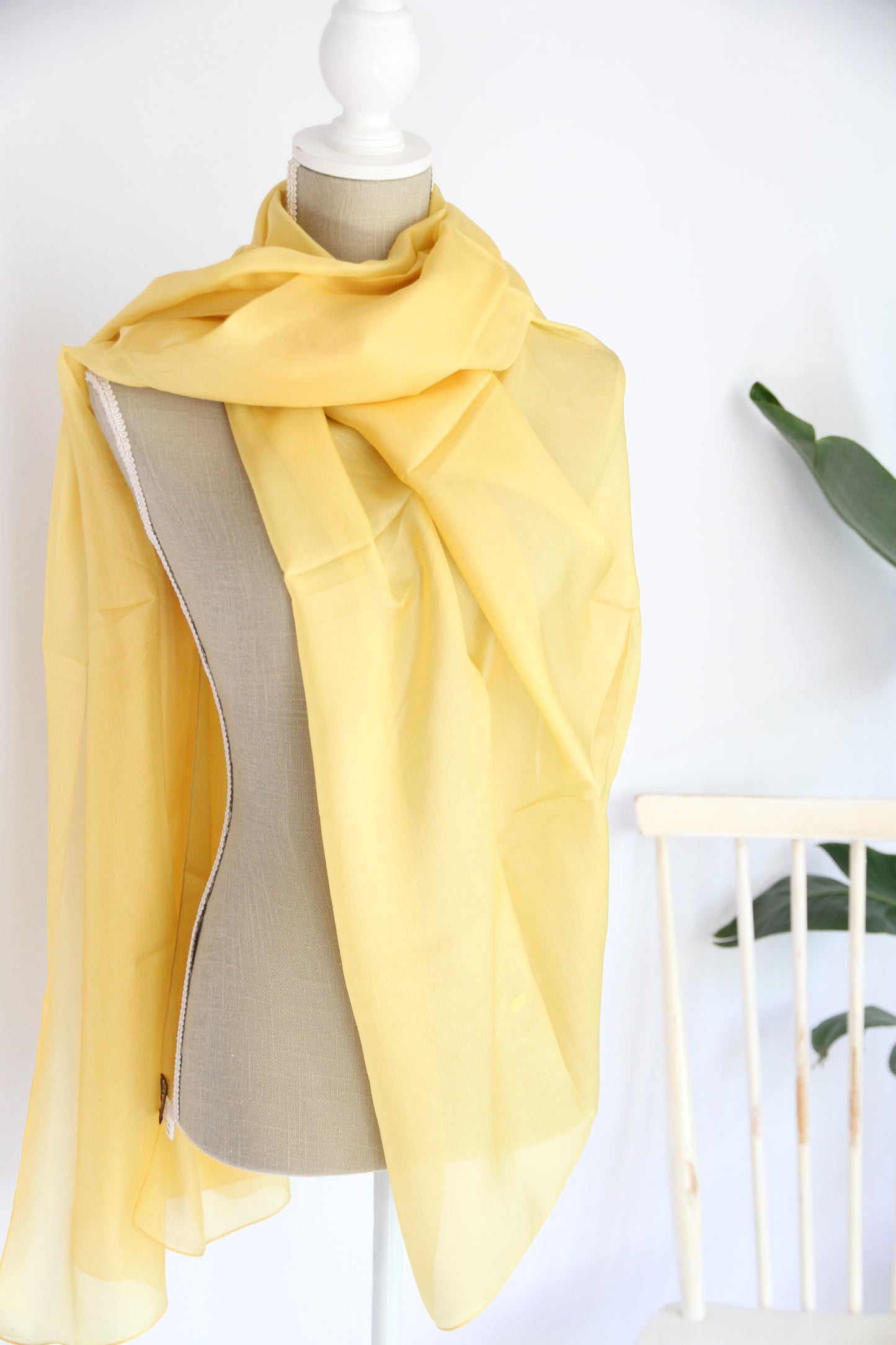 Plant-dyed silk shawl / Yellow