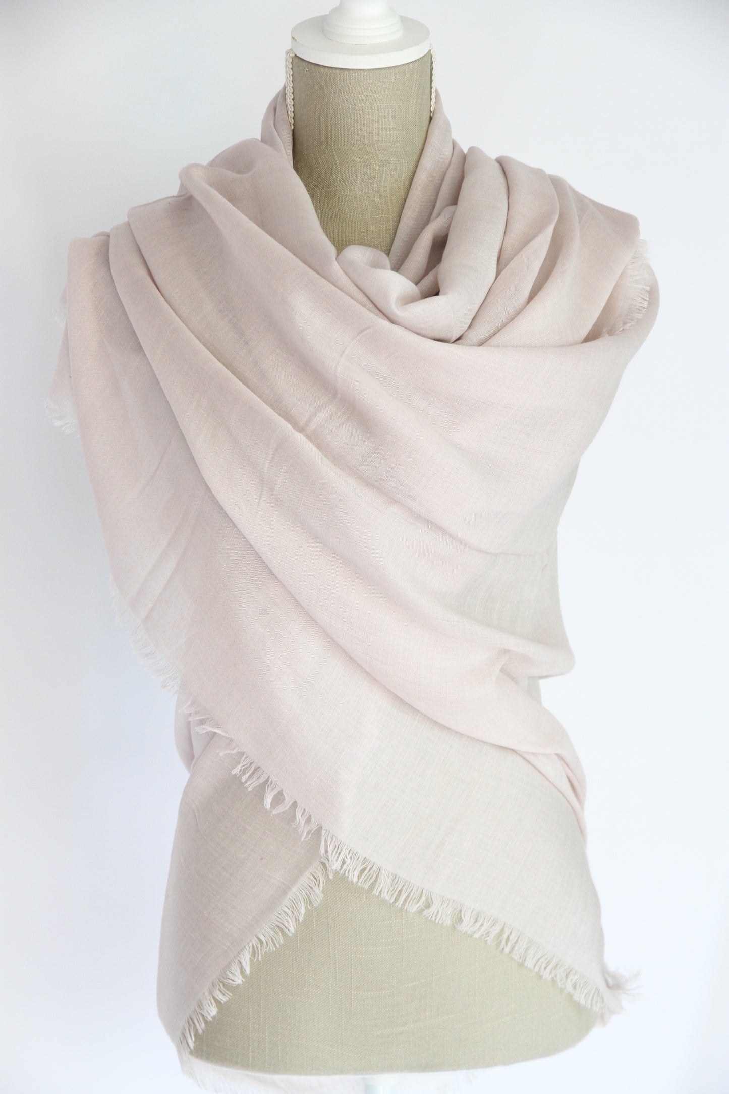 Plant-dyed modal linen shawl / Light Purple