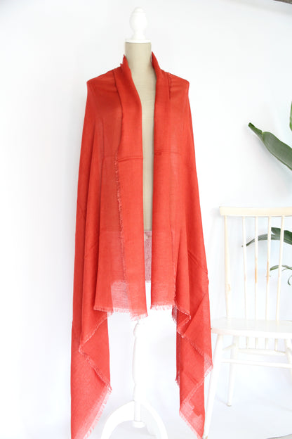 Plant-dyed modal linen shawl / Red