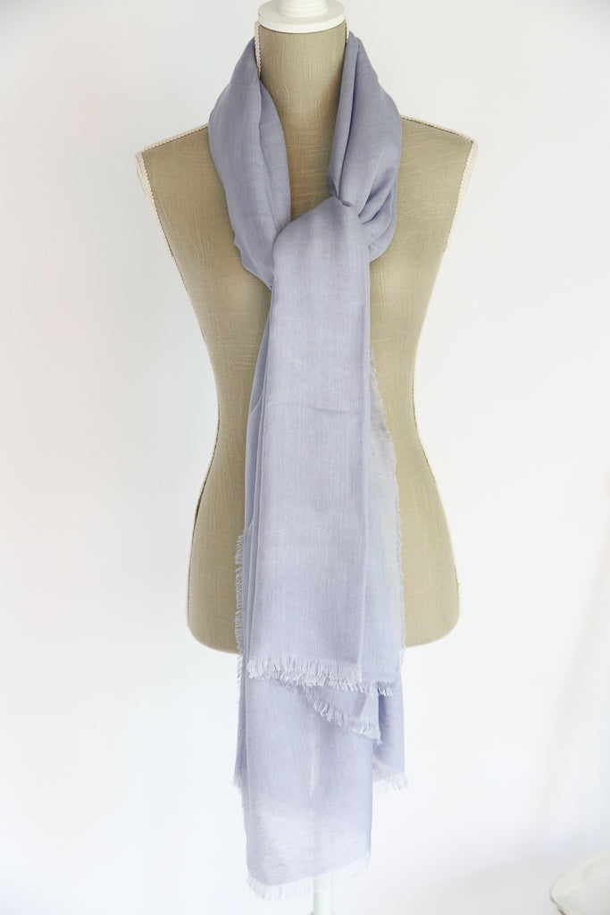 Plant-dyed modal linen shawl / Light Blue