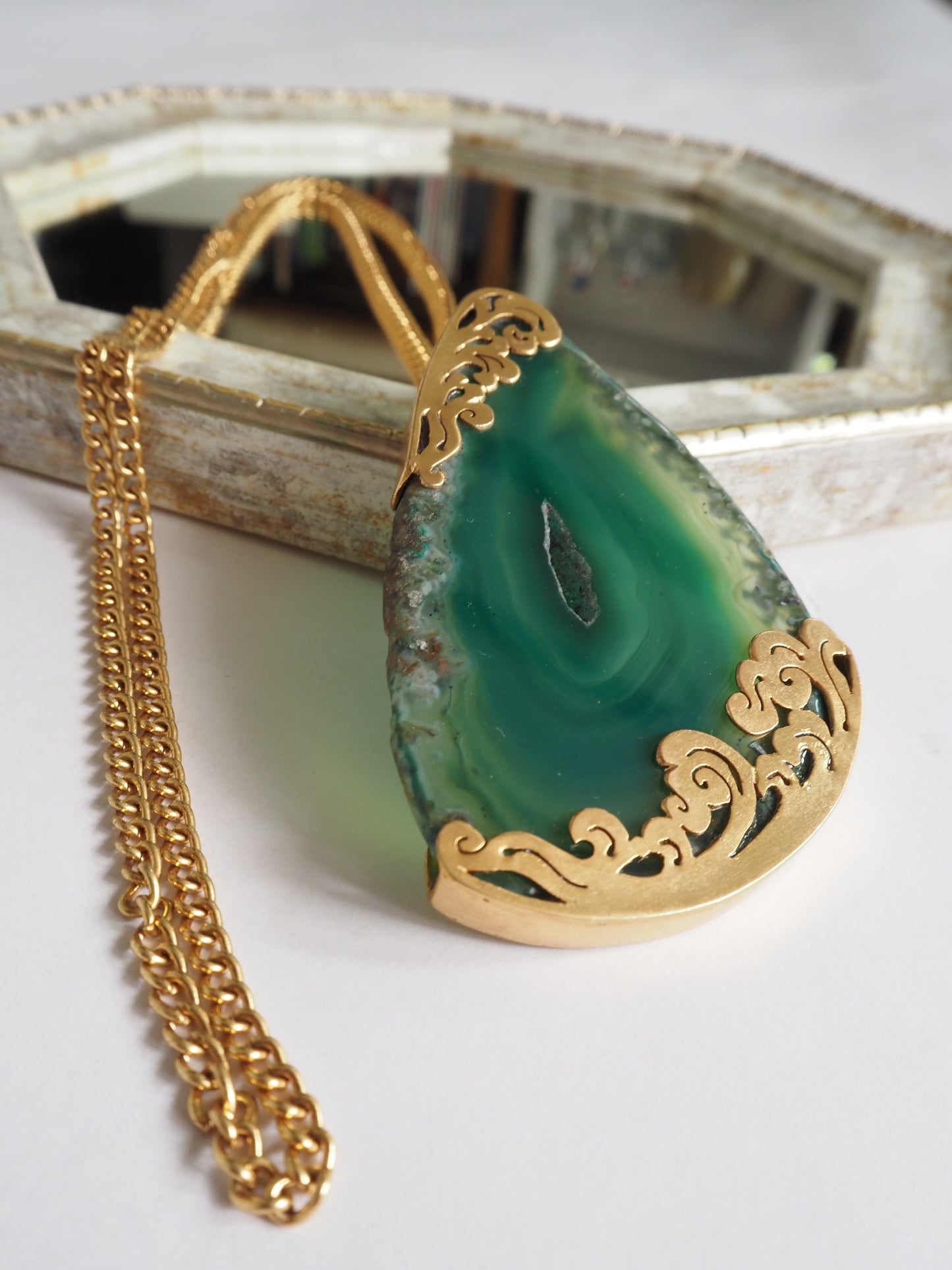 24K Gold Plated Agate Pendant【Emerald Tide】by Aakar